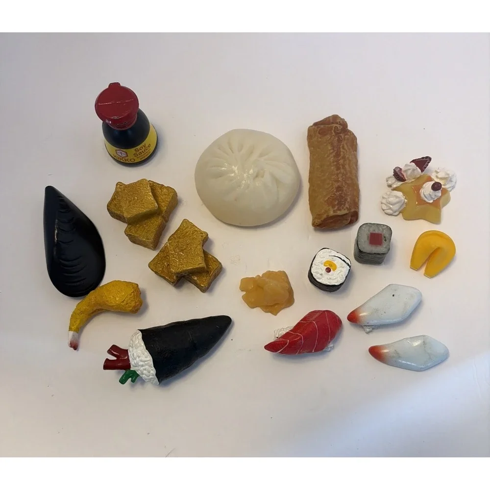 Fake Sushi 16Pcs Artificial Food Realistic Play Food Asian Maki Soy Sauce